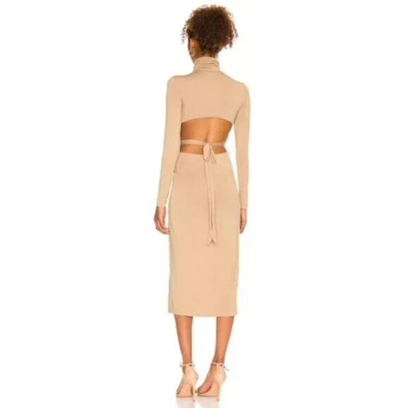H:OURS Cia Midi Dress in Camel - Picture 3 of 6